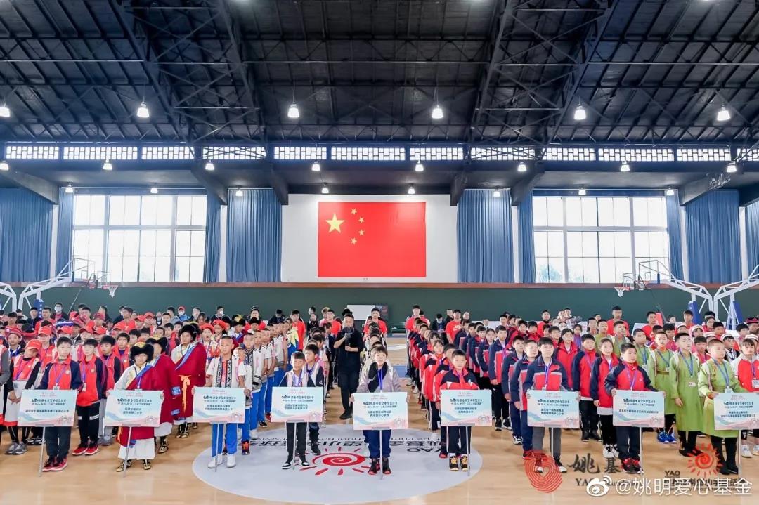 RNG等五家俱乐部参与姚基金公益拍卖 | 电竞头条